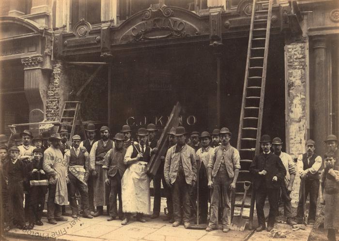 London workmen in Fenchurch Street
