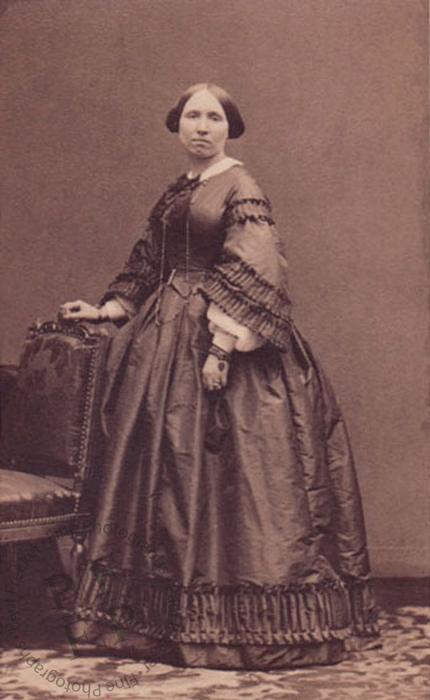 Célestine Emarot