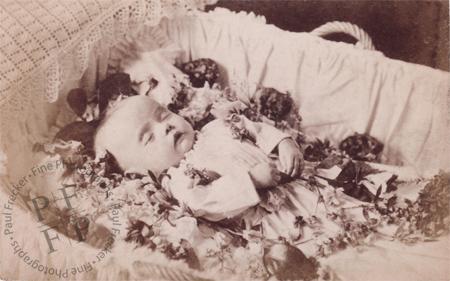 Baby with flowers