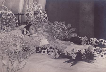 'Notre Fille Chérie'