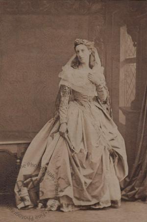 Miss Effie James
